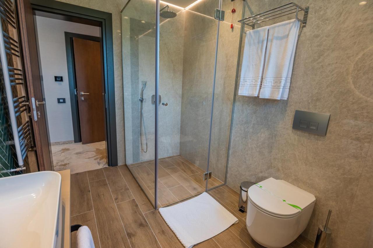 Hotel Codrisor Bistriţa エクステリア 写真
