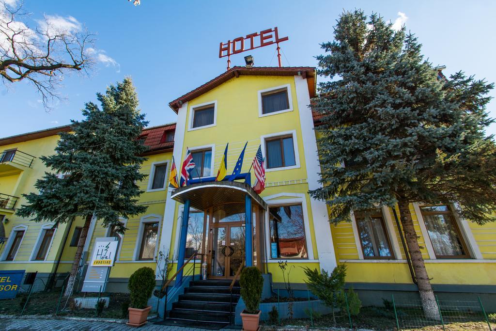 Hotel Codrisor Bistriţa エクステリア 写真